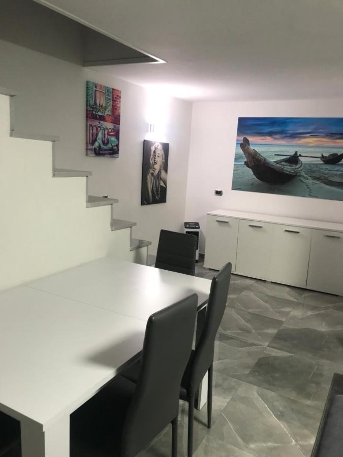 Casa Krizia 1 Apartment Naples Luaran gambar