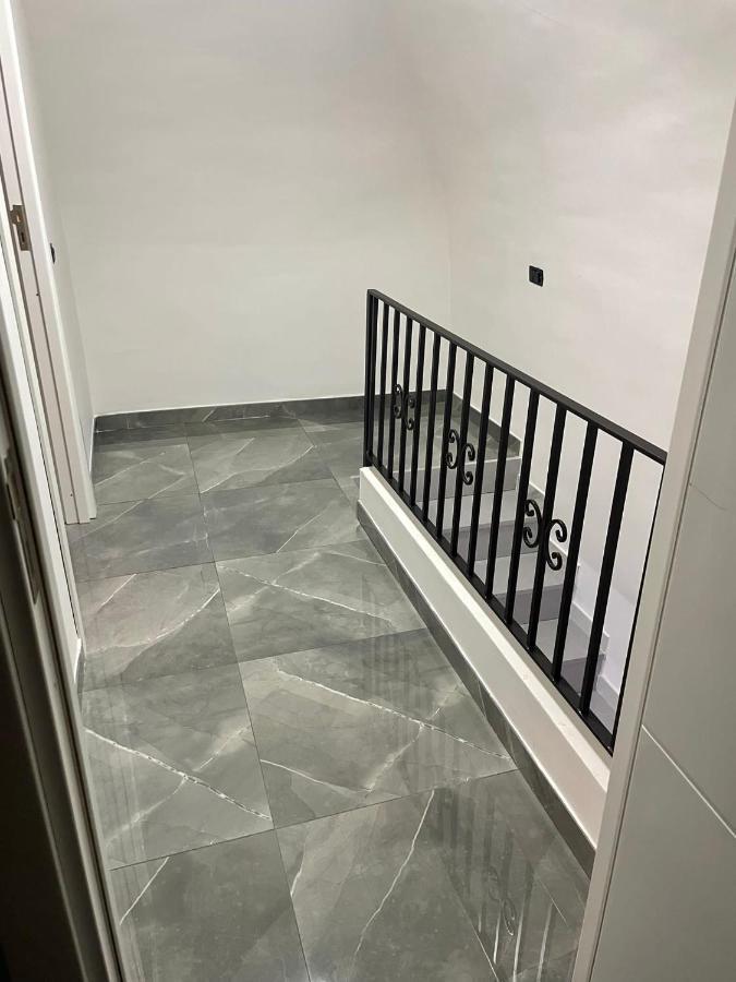 Casa Krizia 1 Apartment Naples Luaran gambar